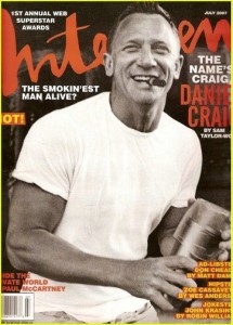 Daniel Craig fumando cigarro, portada revista Interview Julio 2007